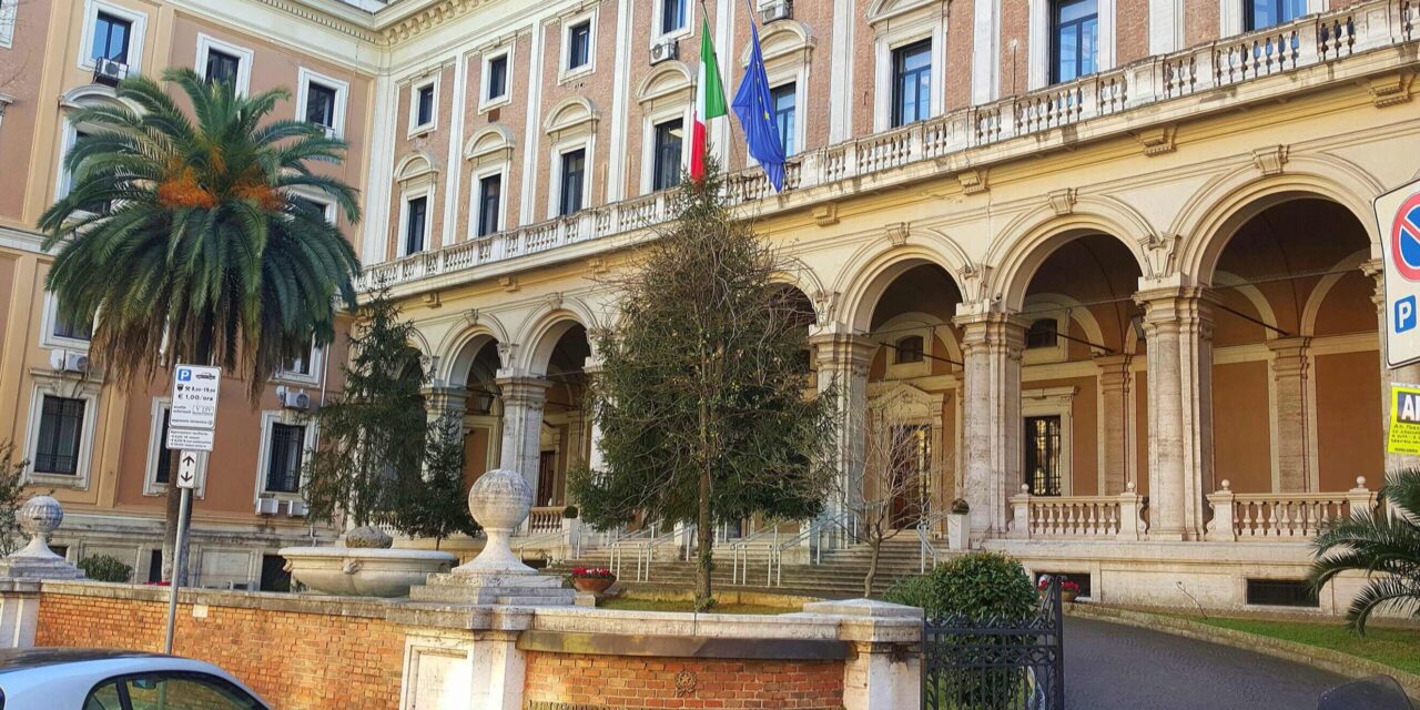 IL MIT AMMETTE LA POSSIBILITA’DI UTILIZZO DI GARE ORDINARIE ANCHE NEL SOTTOSOGLIA